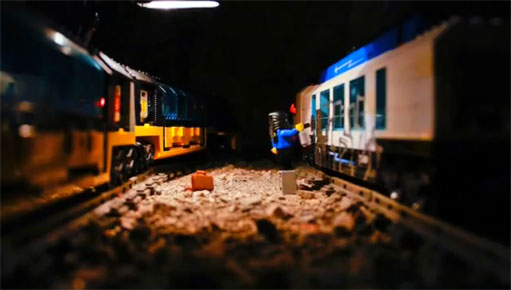 lego-trainbombing-02-511