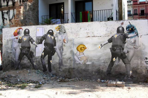 Police Vs. Street Art.  Artwork: Vinz Valencia